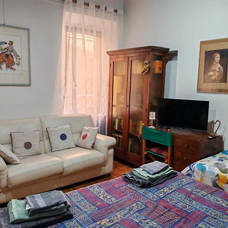 Studio Borgo Colonne Parma Esterno foto
