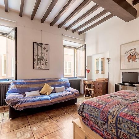 Studio Borgo Colonne Parma Esterno foto
